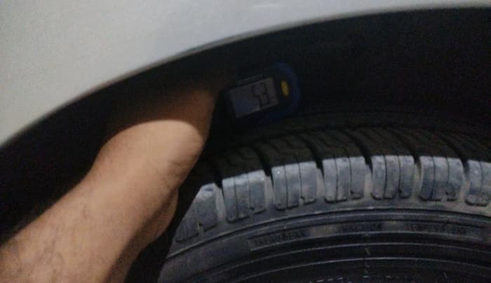 2018 Maruti Dzire ZXI, Petrol, Manual, 66,054 km, tyre