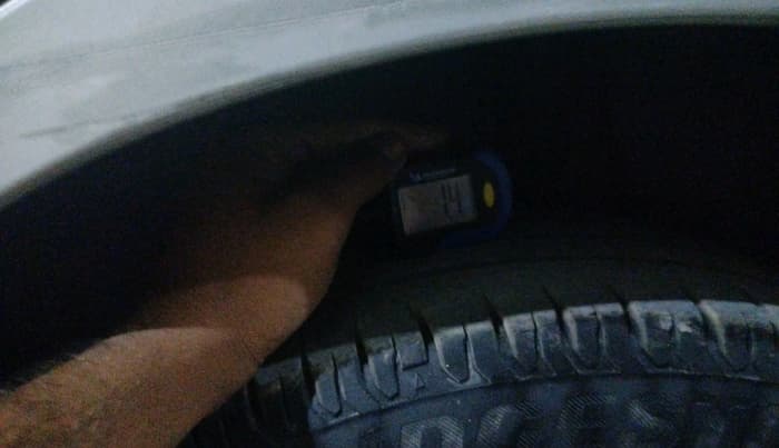 2018 Maruti Dzire ZXI, Petrol, Manual, 66,054 km, tyre