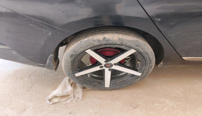 2022 Hyundai Verna SX 1.5 CRDI, Diesel, Manual, 76,976 km, tyre