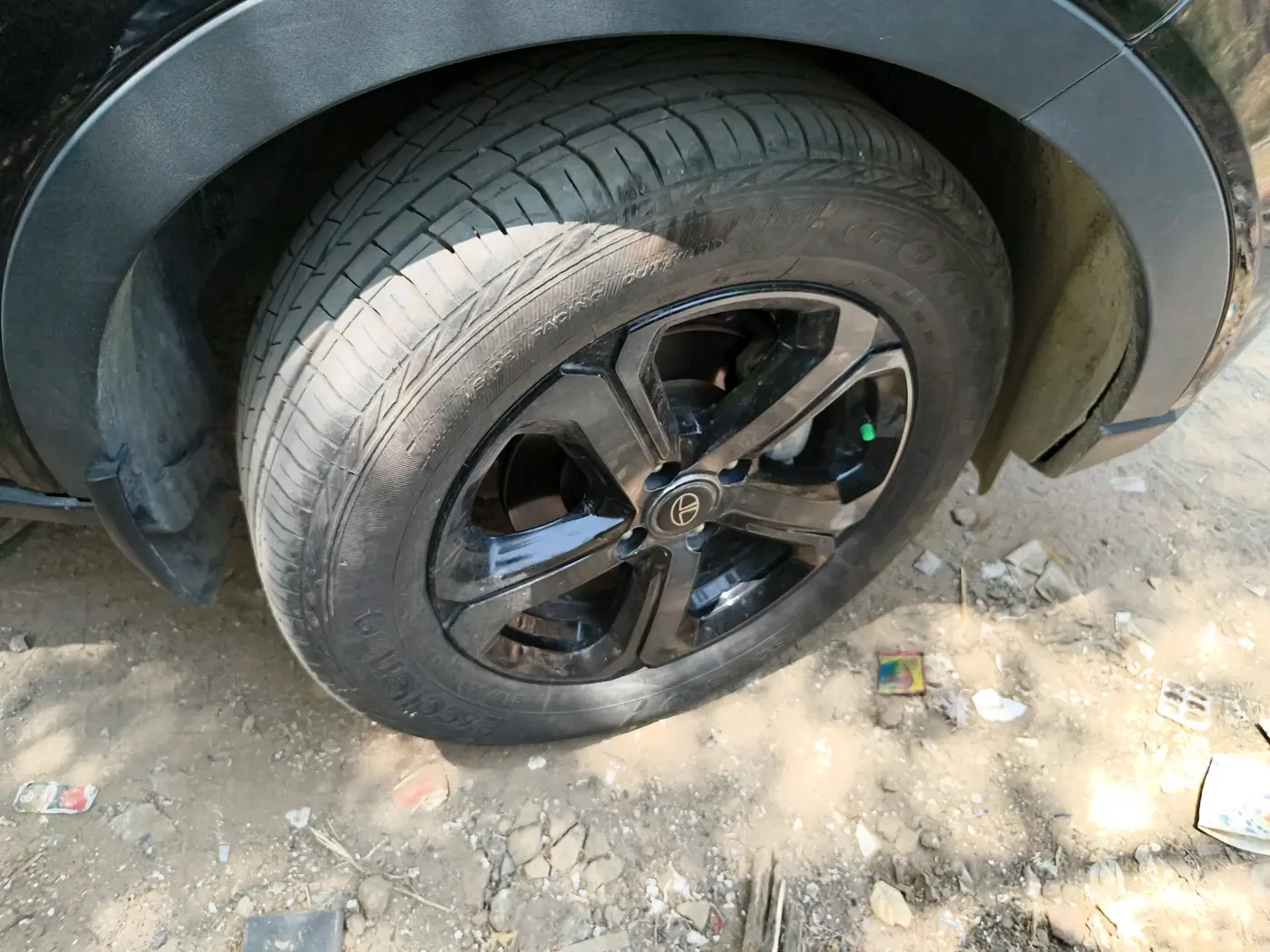 2023 Tata NEXON XZA PLUS LUX SUNROOF RED DARK PETROL, Petrol, Automatic, 16,719 km, tyre