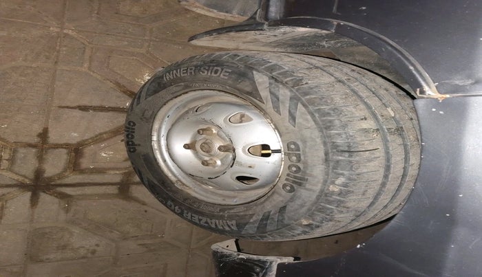 2018 Maruti Eeco 5 STR WITH A/C+HTR CNG, CNG, Manual, 1,83,367 km, tyre