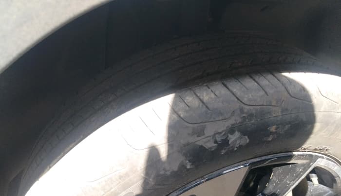 2023 Tata PUNCH ACCOMPLISHED DAZZLE SUNROOF CNG MT, CNG, Manual, 27,921 km, tyre