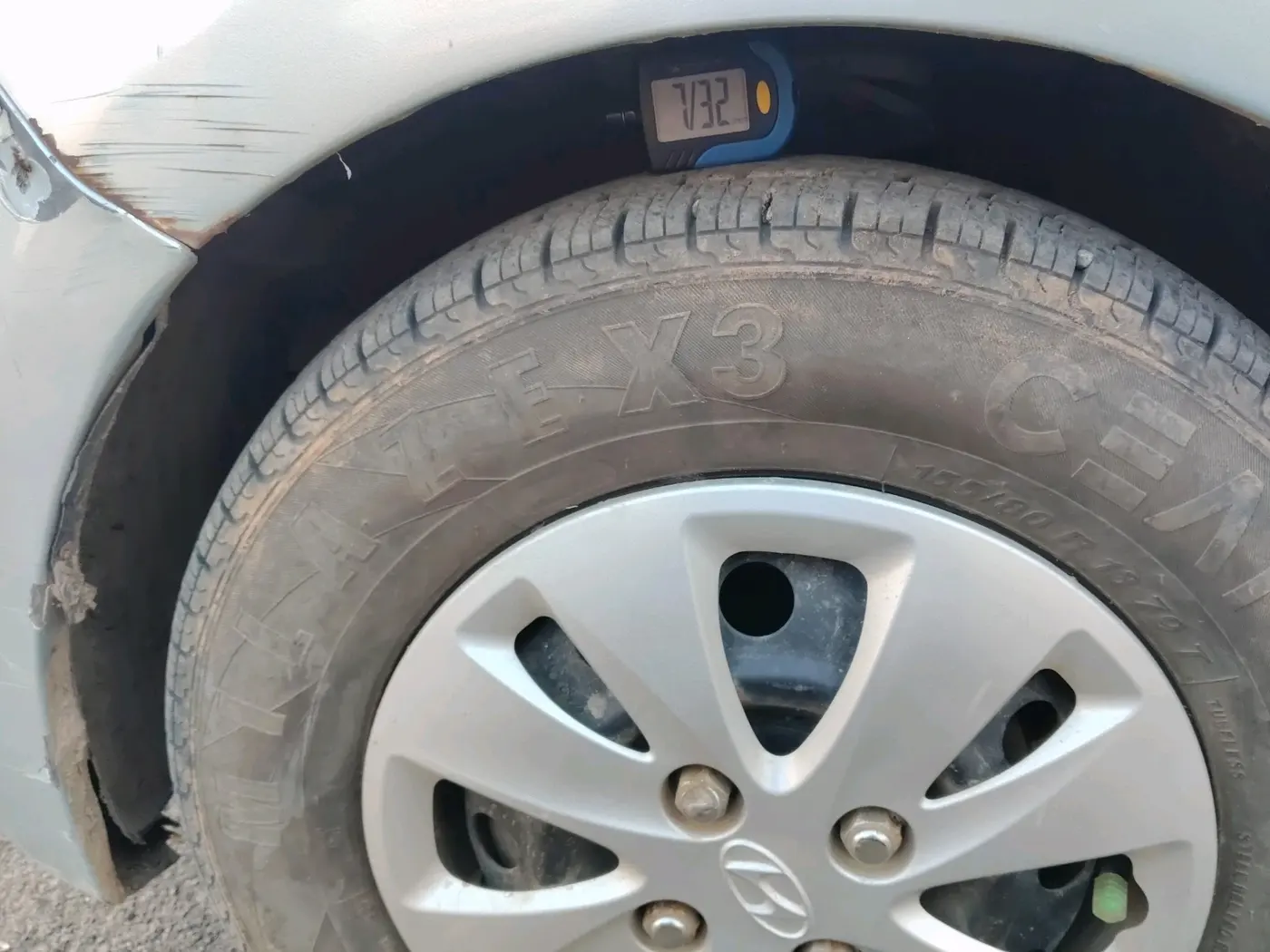 2010 Hyundai i10 MAGNA 1.2, Petrol, Manual, 41,298 km, tyre
