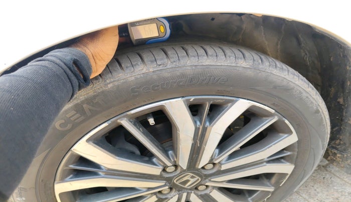 2017 Honda City 1.5L I-VTEC VX CVT, Petrol, Automatic, 96,490 km, tyre