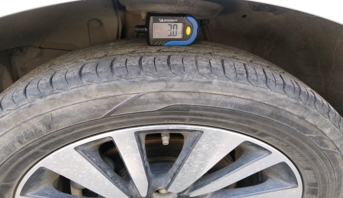 2023 Honda City 1.5L I-VTEC V, Petrol, Manual, 50,674 km, tyre