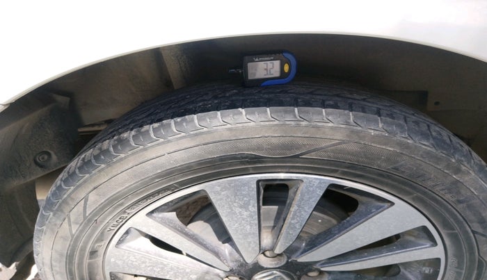 2023 Honda City 1.5L I-VTEC V, Petrol, Manual, 50,674 km, tyre