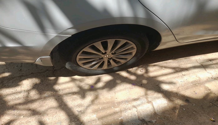 2020 Maruti Ciaz DELTA 1.5 SHVS MT PETROL, Petrol, Manual, 55,262 km, tyre