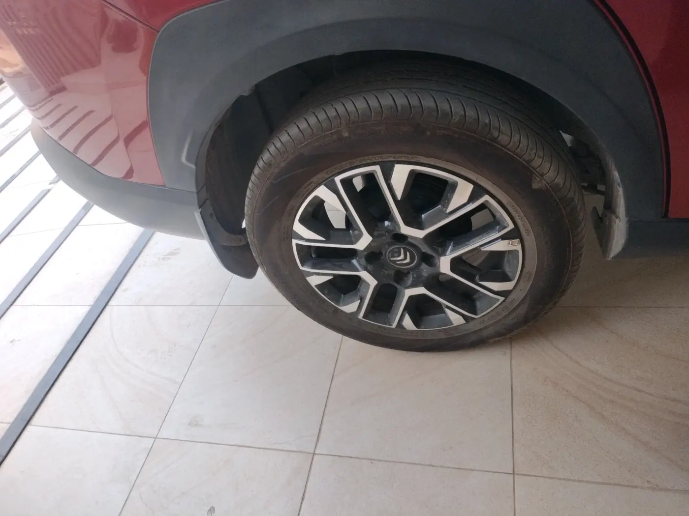 2024 CITROEN Basalt Max 1.2 Turbo Petrol AT, Petrol, Automatic, 11,809 km, tyre