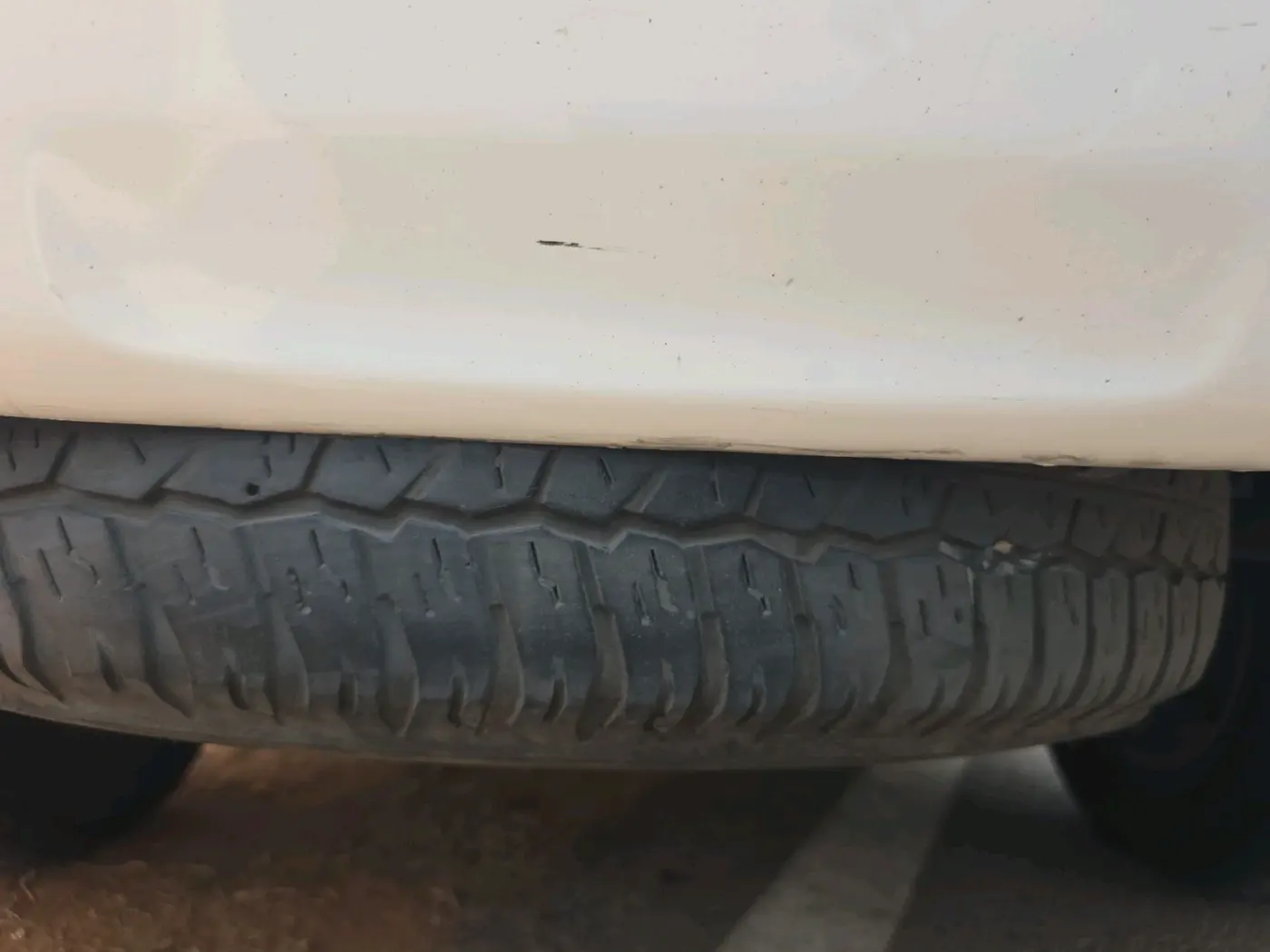 2014 Toyota Fortuner 3.0 4X2 AT, Diesel, Automatic, 1,23,121 km, tyre