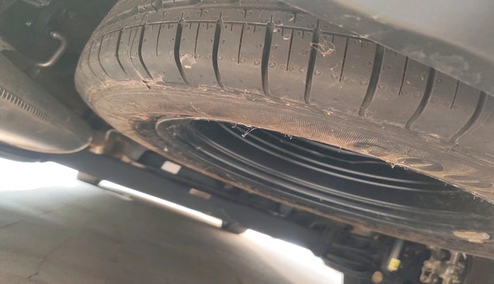 2024 MG HECTOR SMART PRO 1.5 TURBO MT PETROL, Petrol, Manual, 4,138 km, tyre