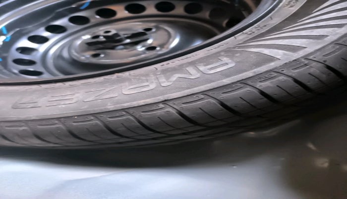 2024 Hyundai GRAND I10 NIOS ASTA 1.2 KAPPA VTVT, Petrol, Manual, 21,724 km, tyre