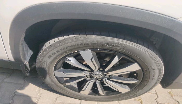 2020 MG HECTOR SHARP 2.0 DIESEL, Diesel, Manual, 66,708 km, tyre