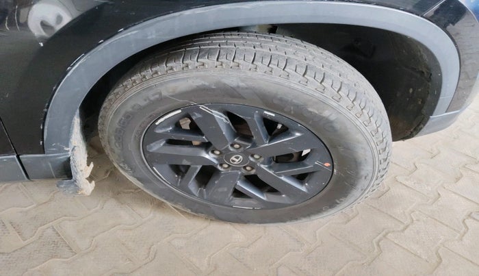 2021 Tata Harrier XT PLUS 2.0L KRYOTEC DARK EDITON, Diesel, Manual, 1,47,000 km, tyre