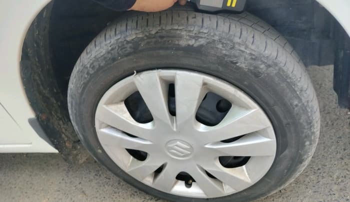 2012 Maruti Wagon R 1.0 LXI, Petrol, Manual, 83,677 km, tyre