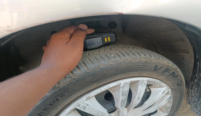 2016 Maruti Wagon R 1.0 VXI AMT, Petrol, Automatic, 84,374 km, tyre