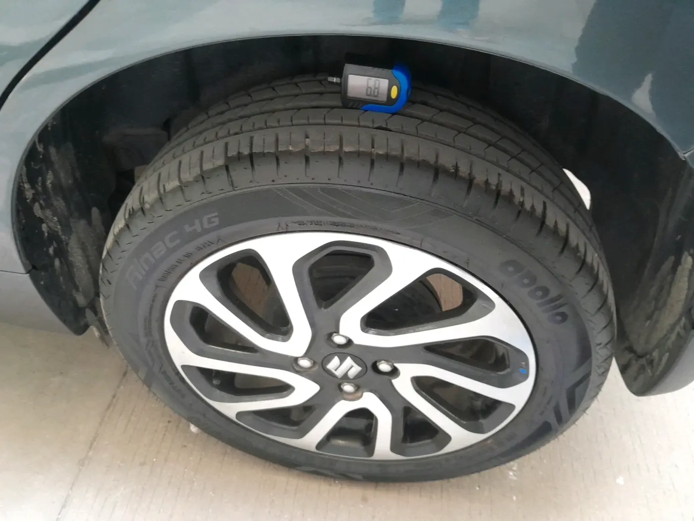 2024 Maruti Baleno ALPHA 1.2 AGS, Petrol, Automatic, 8,632 km, tyre