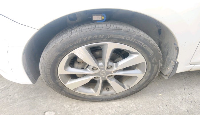 2015 Hyundai Elite i20 ASTA 1.2, Petrol, Manual, 56,080 km, tyre