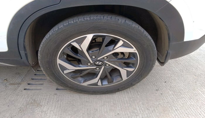 2021 Hyundai Creta SX (O) AT 1.5 DIESEL, Diesel, Automatic, 83,211 km, tyre