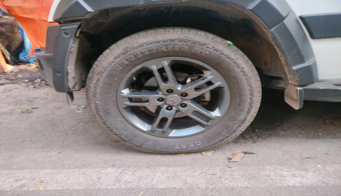 2023 Mahindra Thar LX P 2WD AT HT, Petrol, Automatic, 16,111 km, tyre