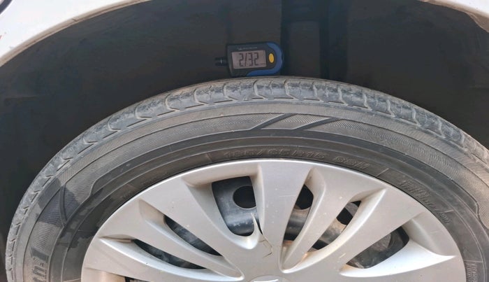 2012 Maruti Ertiga VXI, Petrol, Manual, 1,05,712 km, tyre