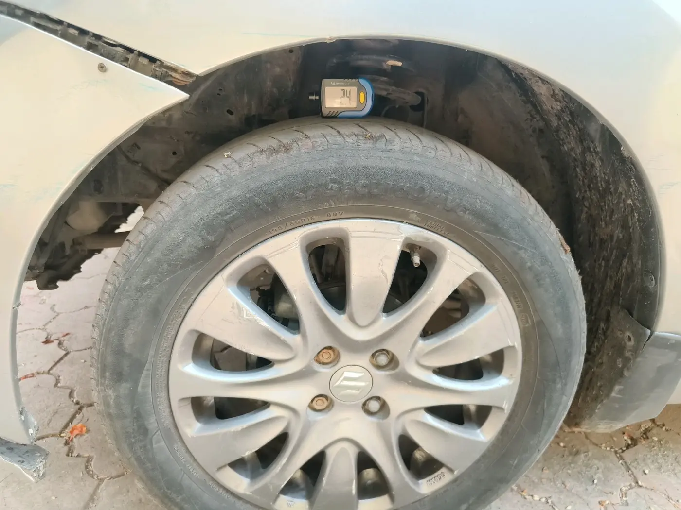 2016 Maruti Baleno ZETA PETROL 1.2, Petrol, Manual, 73,129 km, tyre