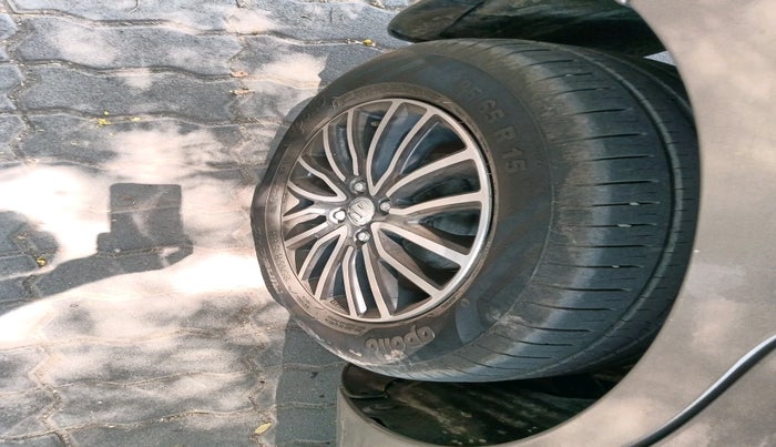 2023 Maruti Dzire ZXI Plus AMT, Petrol, Automatic, 30,679 km, tyre