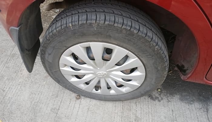 2011 Toyota Etios Liva G, Petrol, Manual, 31,256 km, tyre