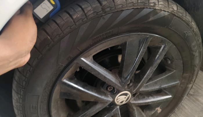 2020 Skoda Rapid STYLE AT TSI, Petrol, Automatic, 42,431 km, tyre