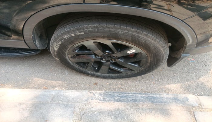 2023 Tata Safari XZA PLUS O RED DARK , Diesel, Automatic, 42,032 km, tyre