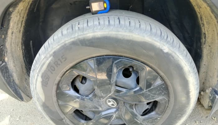 2022 Tata PUNCH ADVENTURE MT, Petrol, Manual, 23,736 km, tyre