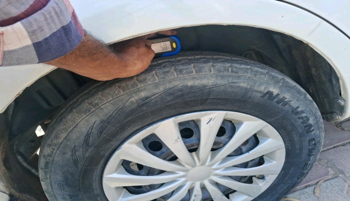 2016 Maruti Swift Dzire LDI, Diesel, Manual, 1,85,341 km, tyre