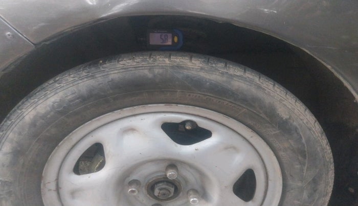 2013 Chevrolet Beat PS PETROL, CNG, Manual, 1,11,432 km, tyre