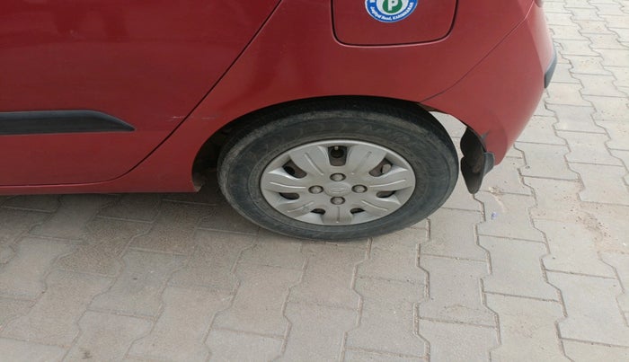2009 Hyundai i10 MAGNA 1.1, Petrol, Manual, 1,08,061 km, tyre