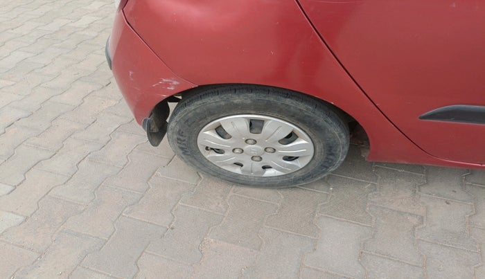 2009 Hyundai i10 MAGNA 1.1, Petrol, Manual, 1,08,061 km, tyre