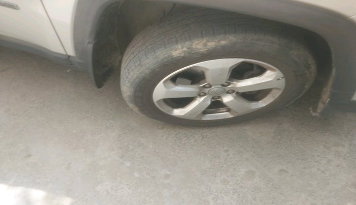 2017 Jeep Compass LIMITED 1.4 PETROL AT, Petrol, Automatic, 17,818 km, tyre