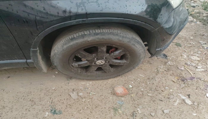 2008 Honda CRV 2.0L 2WD MT, Petrol, Manual, 1,12,760 km, tyre