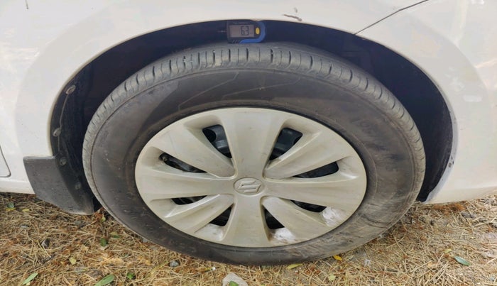 2016 Maruti Ertiga VDI SHVS, Diesel, Manual, 1,02,932 km, tyre