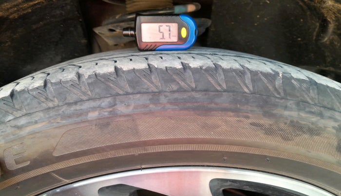 2022 Tata Safari XZA PLUS, Diesel, Automatic, 74,053 km, tyre