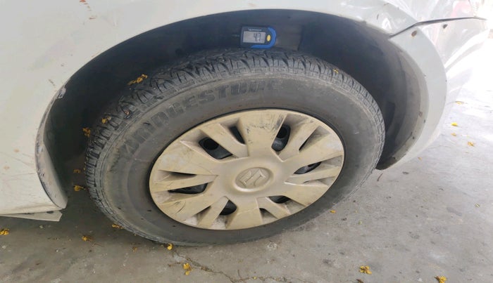 2011 Maruti Swift VDI, Diesel, Manual, 1,47,289 km, tyre