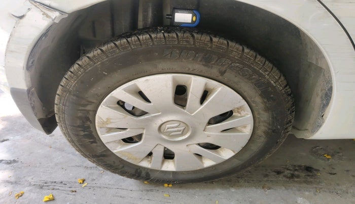 2011 Maruti Swift VDI, Diesel, Manual, 1,47,289 km, tyre