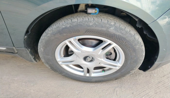 2018 Mahindra MARAZZO M6 8 STR, Diesel, Manual, 46,660 km, tyre