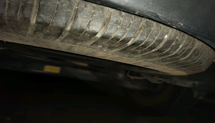 2021 Tata Harrier XMA 2.0L KRYOTEC, Diesel, Automatic, 97,181 km, tyre