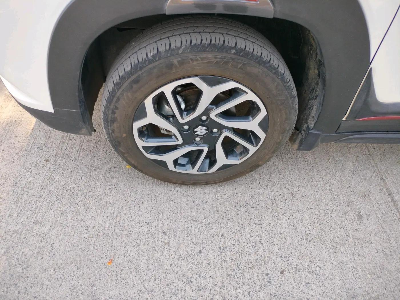2025 Maruti FRONX SIGMA CNG 1.2 MT, CNG, Manual, 4,590 km, tyre