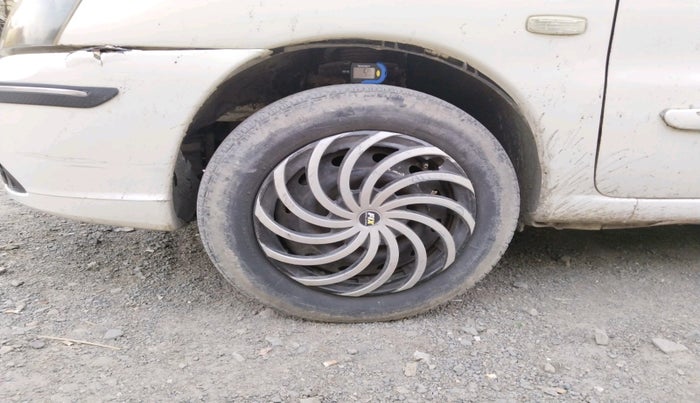 2014 Tata Indigo ECS LX CR4, Diesel, Manual, 85,594 km, tyre