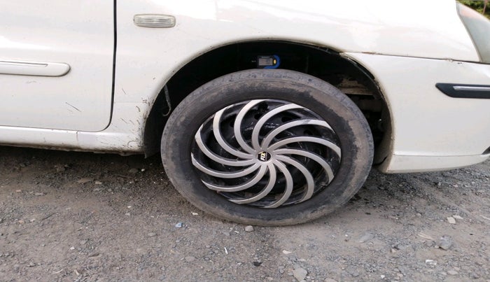 2014 Tata Indigo ECS LX CR4, Diesel, Manual, 85,594 km, tyre