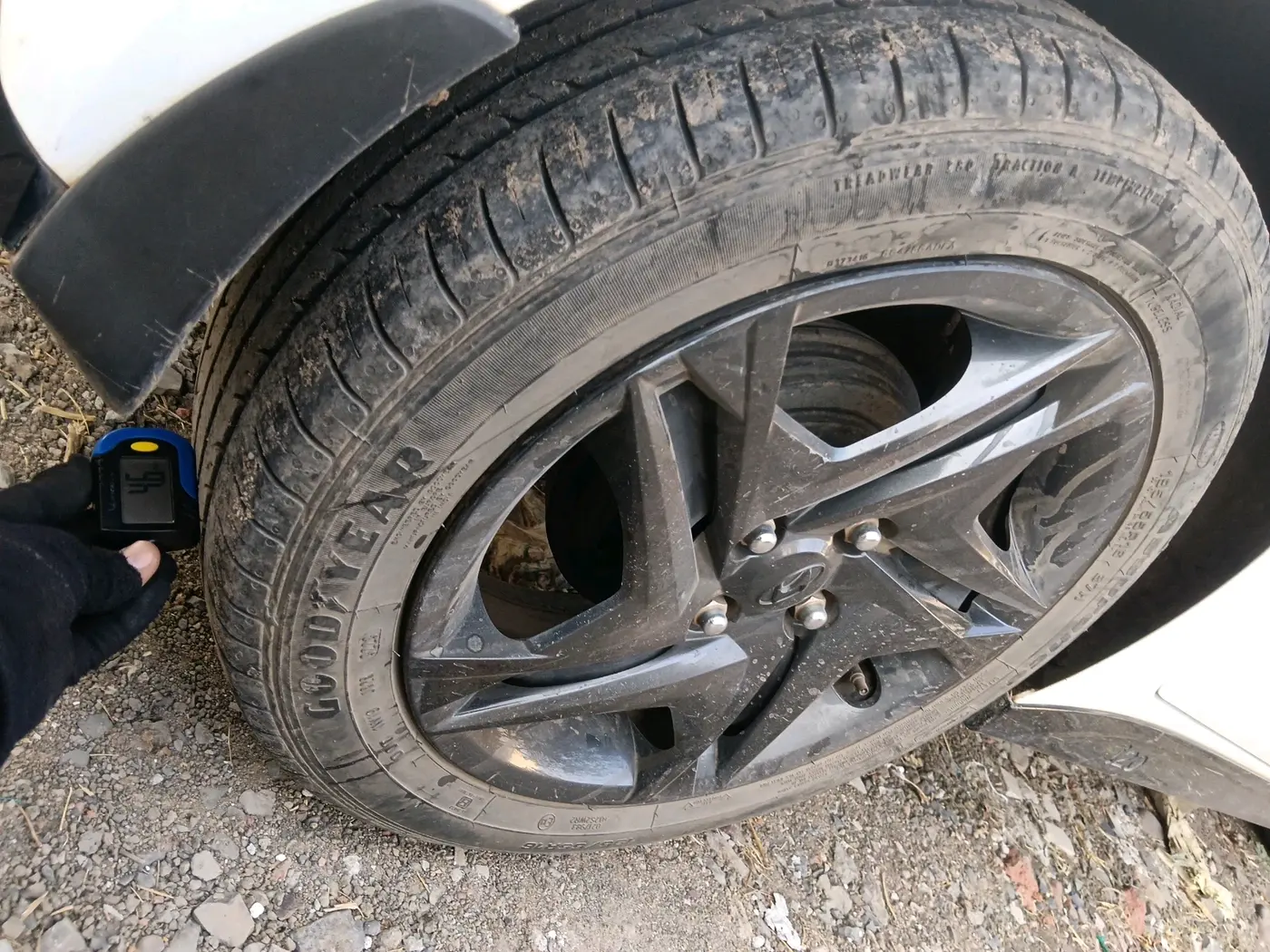 2023 Hyundai NEW I20 SPORTZ 1.2 MT, Petrol, Manual, 24,198 km, tyre