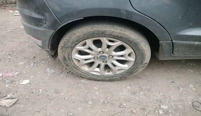 2014 Ford Ecosport TITANIUM 1.5L PETROL AT, Petrol, Automatic, 97,652 km, tyre