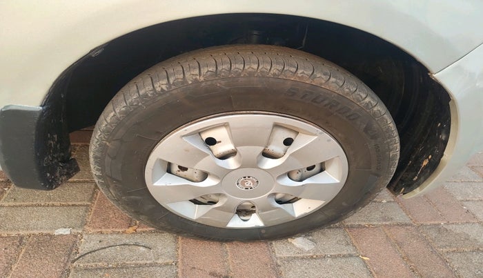 2019 Maruti New Wagon-R LXI CNG 1.0, CNG, Manual, 99,160 km, tyre