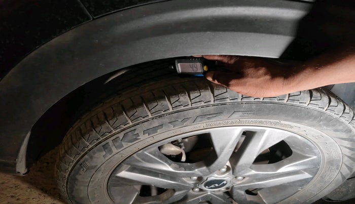 2023 KIA SELTOS HTX 1.5 DIESEL AT, Diesel, Automatic, 54,303 km, tyre