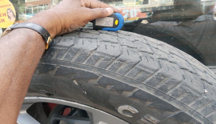 2022 Mahindra Thar LX HARD TOP 4WD MT, Diesel, Manual, 63,206 km, tyre